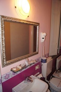 La Mimosa Bed And Breakfast