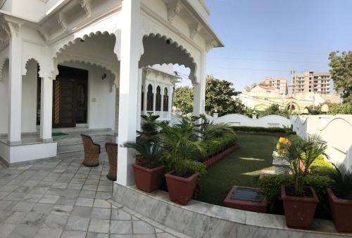 Royal Heritage Villa