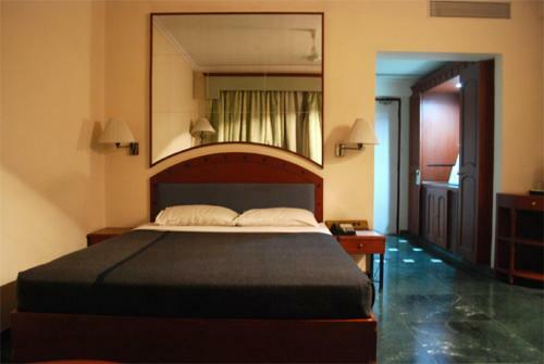 The Hotel Airport