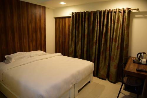 Hotel Shagun Residency