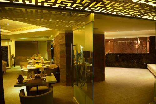 Hotel Shagun Residency