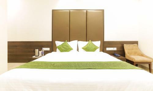 Hotel Bliss