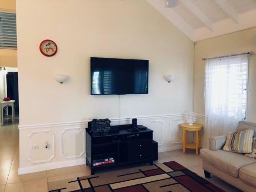 Seashell Villa Ocean View