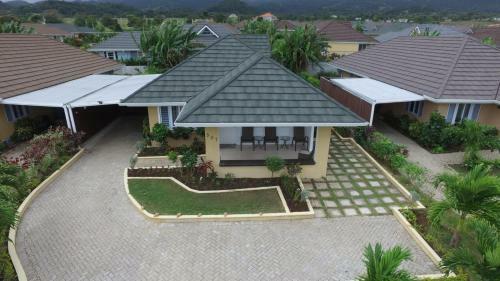 Seashell Villa Ocean View