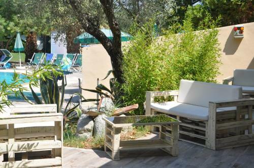 Aparthotel Borgo Degli Ulivi Natural Resort