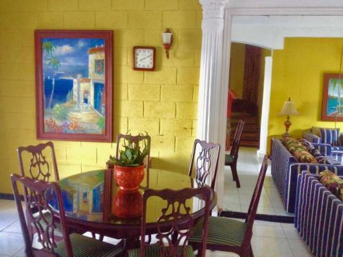1st Class Sea Edge Villa 2