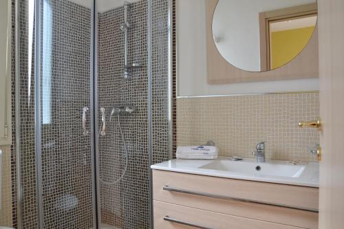Hostal Affittacamere Torre Lapillo