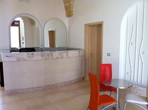 Hostal Affittacamere Torre Lapillo