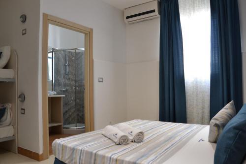 Hostal Affittacamere Torre Lapillo