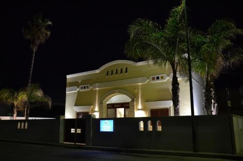 Hostal Affittacamere Torre Lapillo