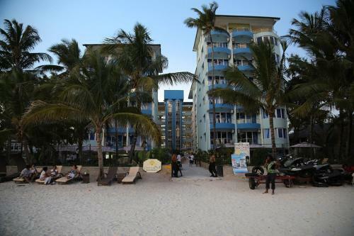 Cowrie Beach Studio Apartment