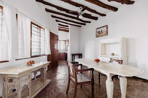 Malaika Beach Villas