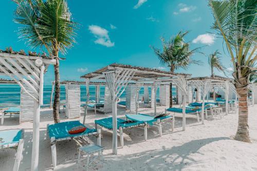 Malaika Beach Villas