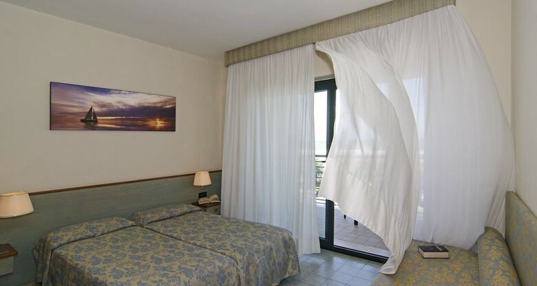 Hotel Paris