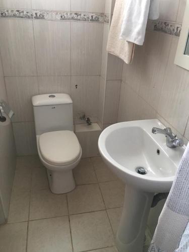 Beautiful Ensuite Room In An Elegant Home....