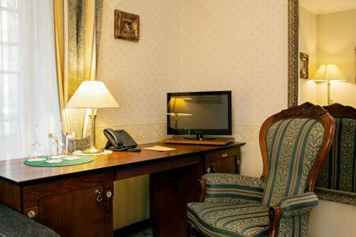 Hotel Dvaras - Manor House