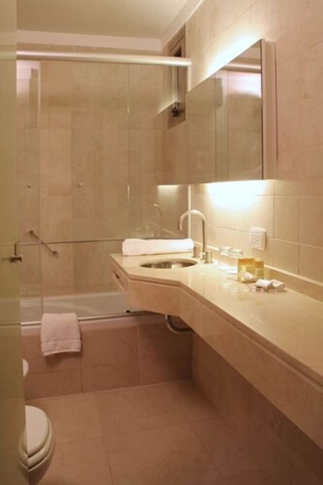 Hotel Ayres De Recoleta Plaza