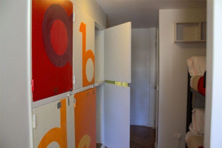 Hostal Florida Suites