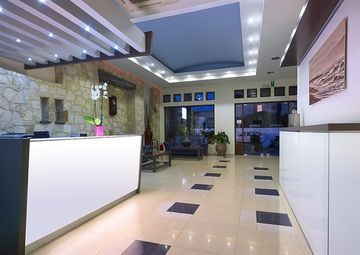 Hotel Elotis Suites (2 Bed Suite Bb