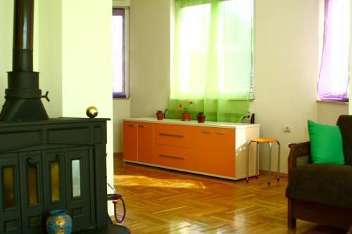 Goldy Hostel