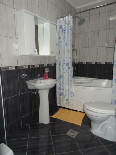 Hostal Kn Studio
