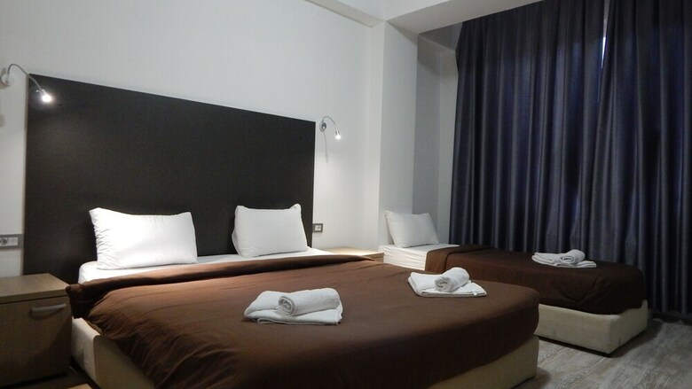 Atlas City Center Hotel