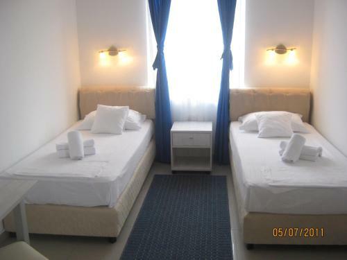 Hostal Guesthouse Evro Set
