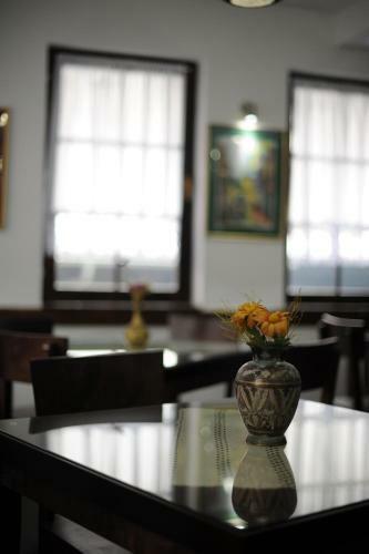 Hotel Theatre