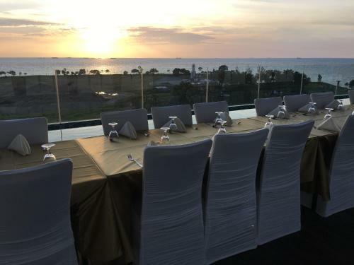 Goldenbay Hotel
