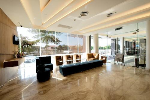 Goldenbay Hotel