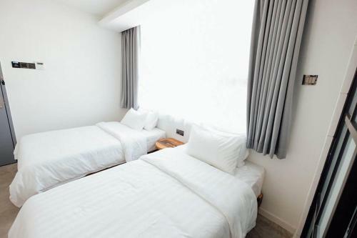 White Loft Hotel