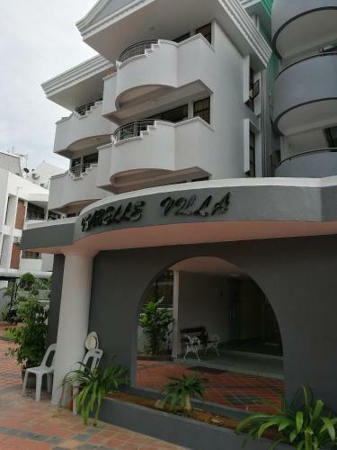 Apartamentos Isabelle Villa