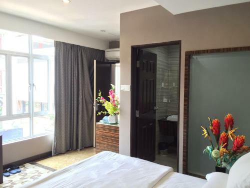Fan Holiday Hotel