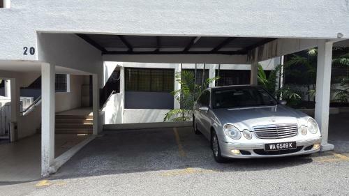 The Garden Apartment At Bangsar