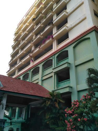 Lumut Apartment