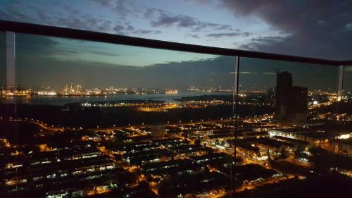 D'calton Seaview Apartment