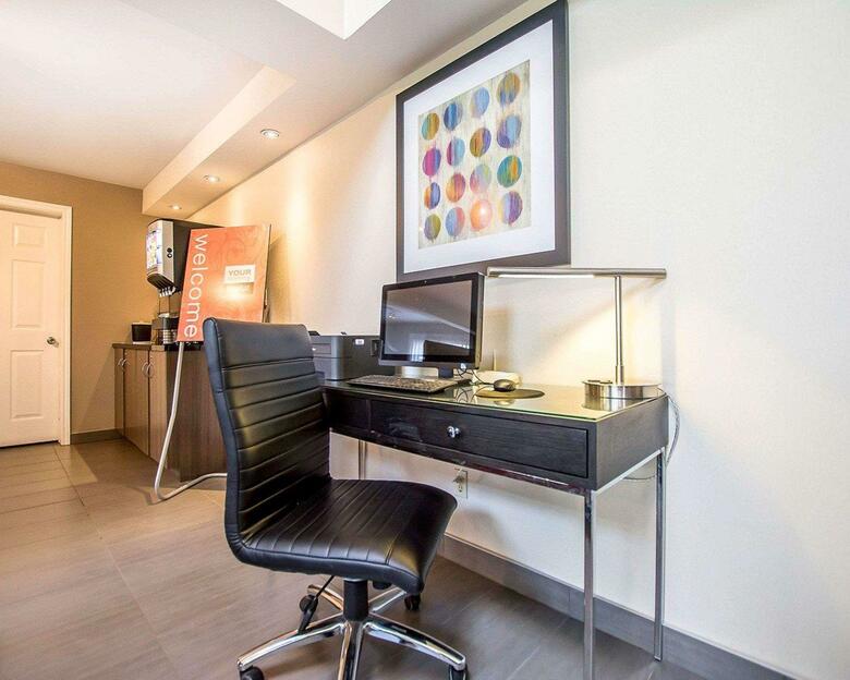 Hotel Comfort Inn