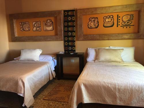 Hostal Leo's Baja Oasis