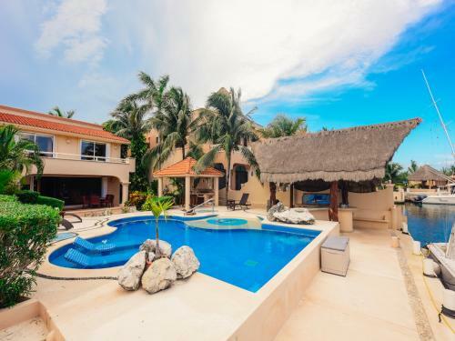 Riviera Maya Haciendas - Villa Marinera - Private Yacht