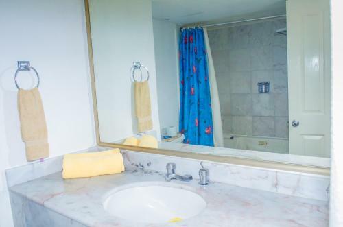 One Bedroom Apartment By Enna Inn