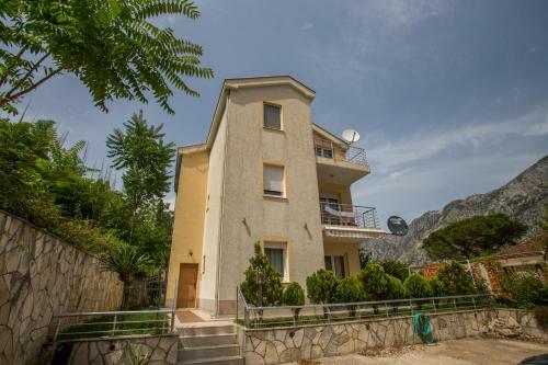 Apartments Frezija