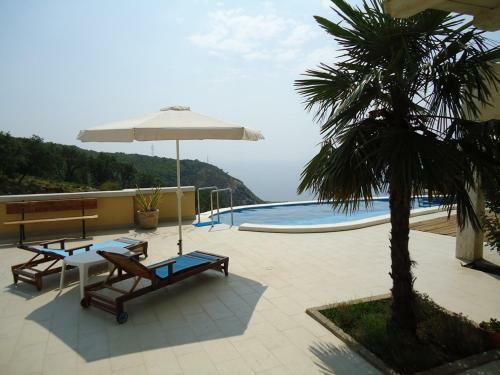 Lux Villa
