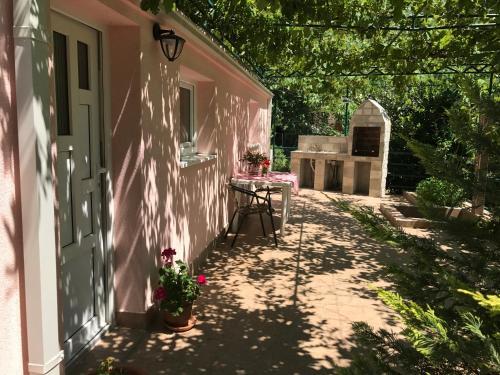 Apartamento Ecohouse Risan Studio