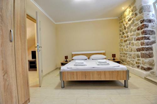 Apartamentos Ave R