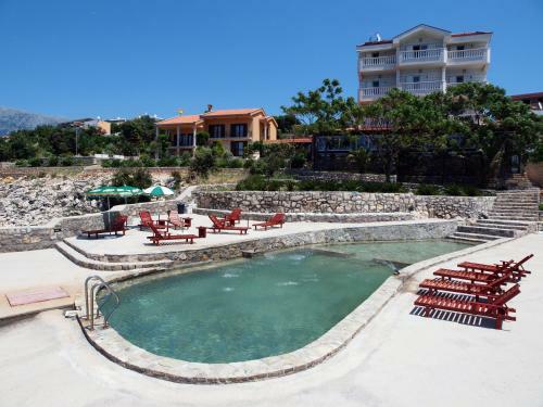 Hotel R