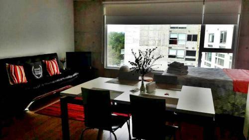 Gym & Pool. Loft Condesa Double Level Apartment