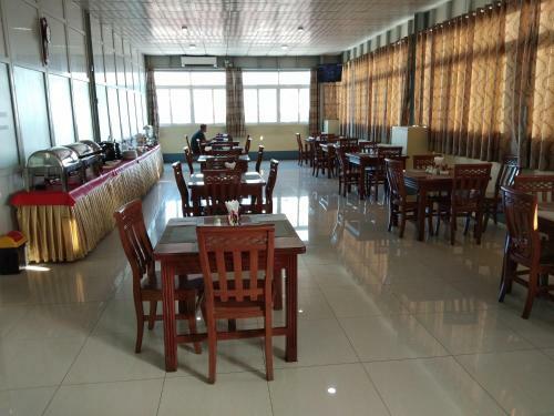Man Shwe Li Hotel