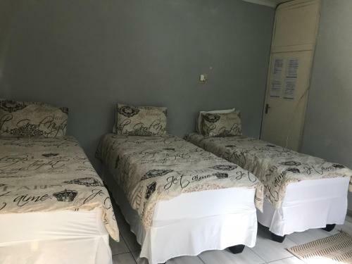 Hostal Yoye Guesthouse