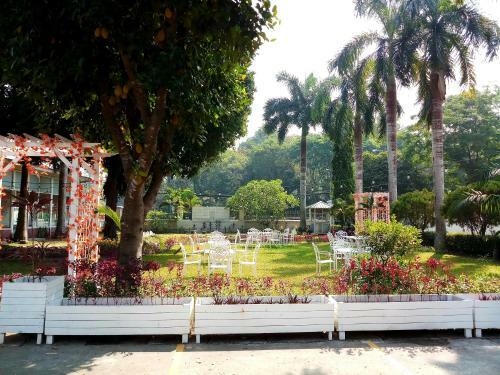 Ruby Garden Hotel