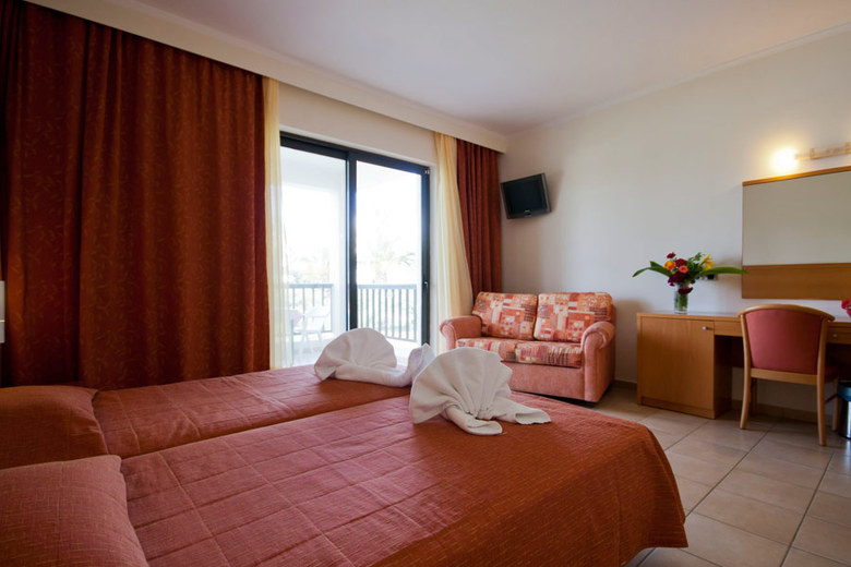 Hotel Tigaki Beach